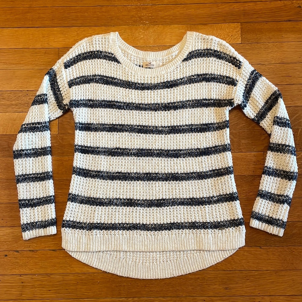 Hollister sweater!